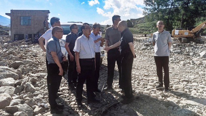 张佩峰 陈一夫赴榆中县督导灾害评估及灾后重建技术咨询服务工作